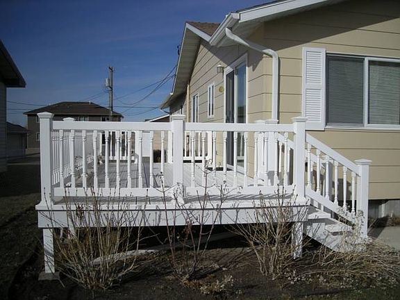 10 x 20 Deck off Dining