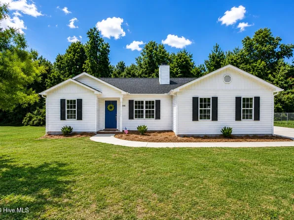106 Turtle Creek Court, Jacksonville, NC 28540