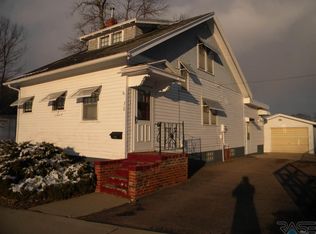 316 N Lee Ave, Madison, SD 57042