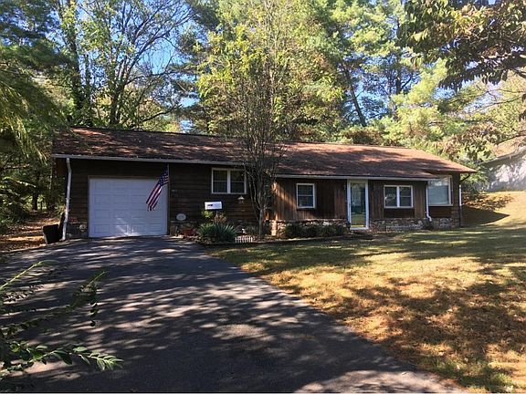2nd image of 2611 Heatherly Ln