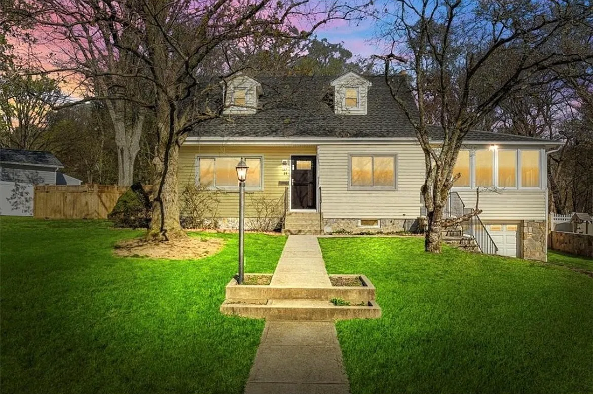 3 bed, 1837 sqft, $4,700 — Photo 1