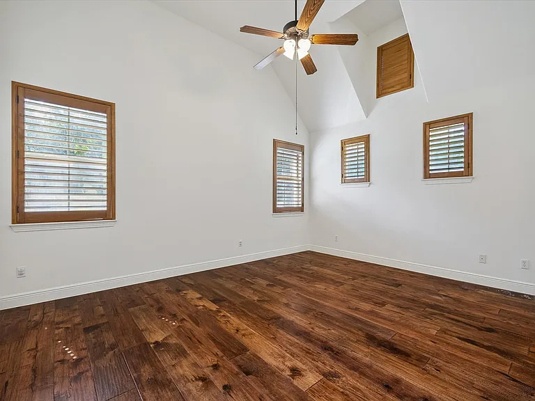 6201 River Place Blvd — Photo 5