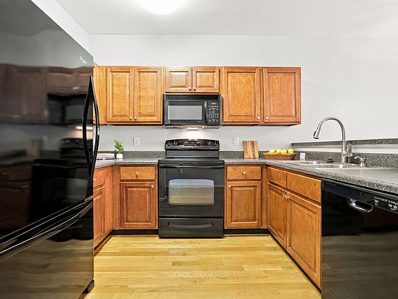4th image of 2610 Oldgate Dr APT 202