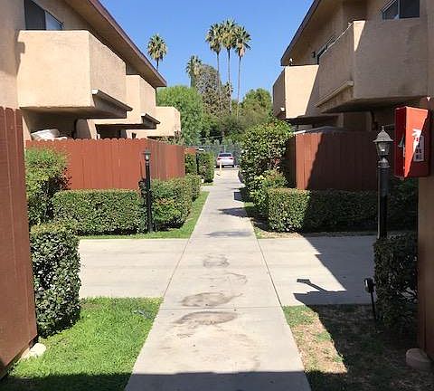 2nd image of 17447 Vanowen St #5