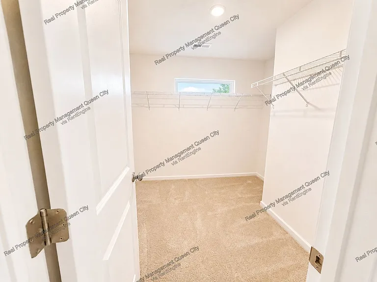 3105 Lilac Grove Dr — Photo 5