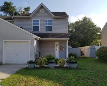 7 Meadowood Ln, Sicklerville, NJ, 08081