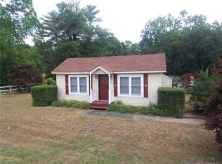 3668 Cumberland Rd, Fayetteville, NC 28306