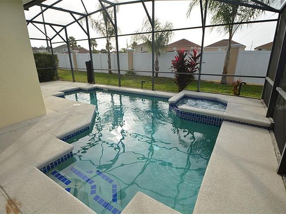 3rd image of 1020 Orista Dr
