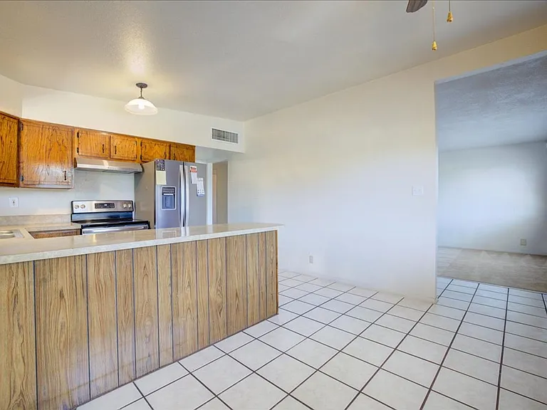 5343 E Glenn St — Photo 5