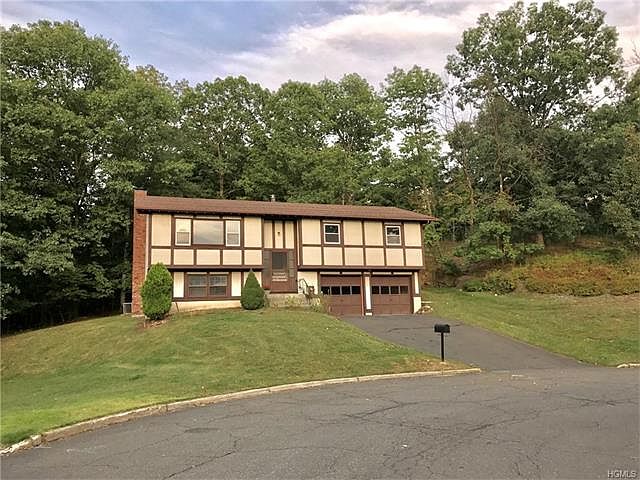 1st image of 6 N Delaware Dr