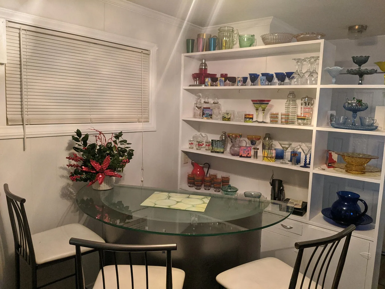 3 bed, 1128 sqft, $750 — Photo 4