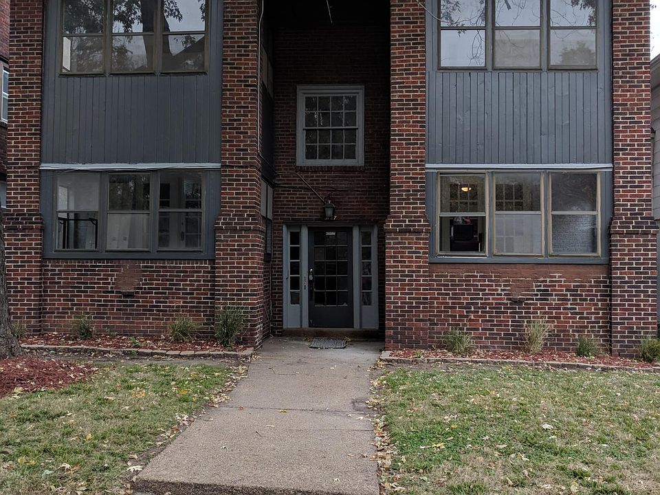 2nd image of 3127 McGee St APT 2S