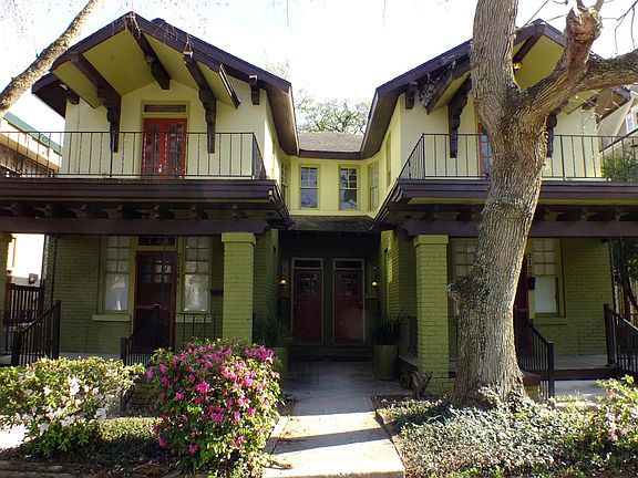 2nd image of 2120 Herschel St #A