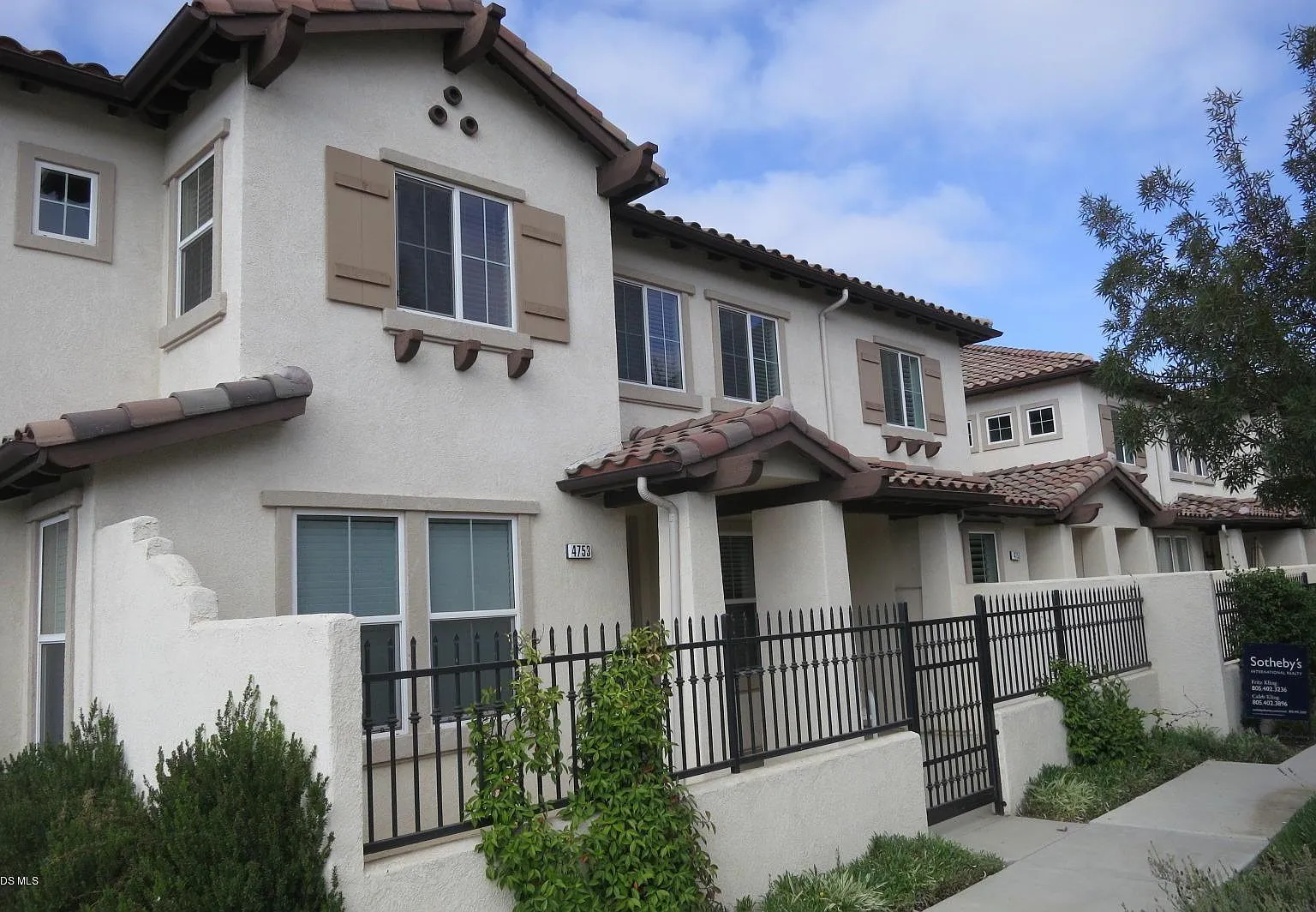 3 bed, 2.5 bath, 1597 sqft, $3,850 — Photo 1
