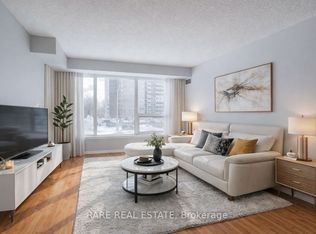 18 Valley Woods Rd #310, Toronto, ON