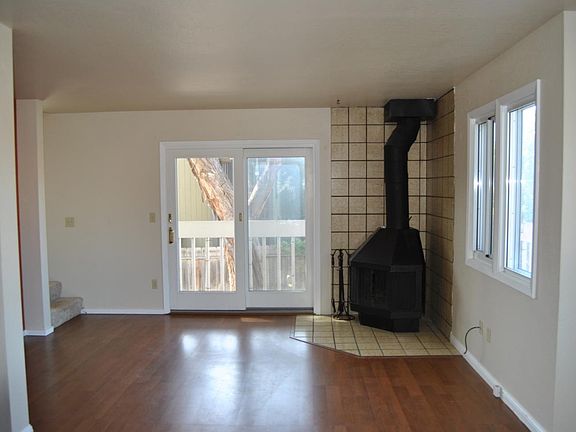 5th image of 420 Dela Vina Ave Unit 12