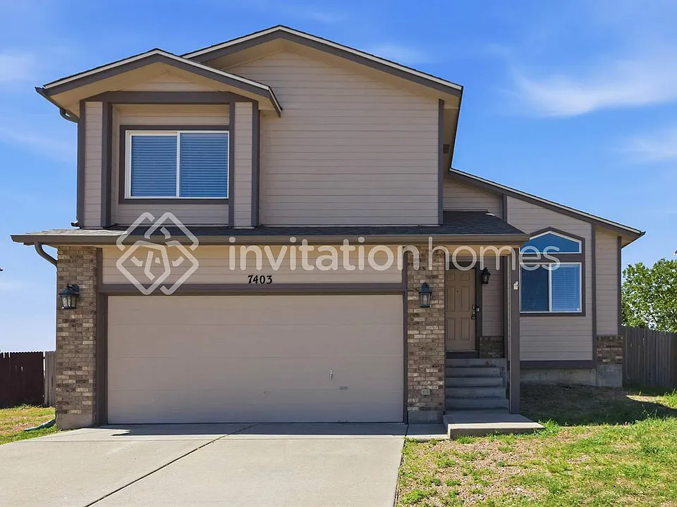 7403 Middle Bay Way