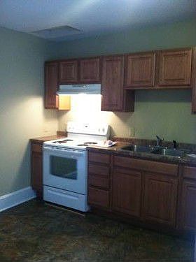 5th image of 706 Edmund Ave