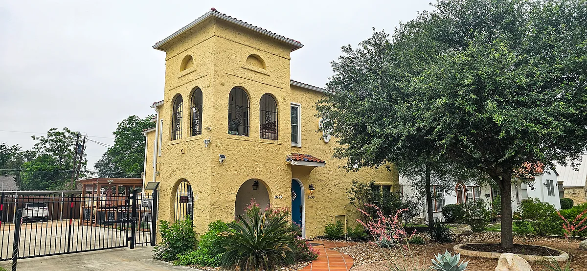 Building Photo - 1630 W Mulberry Ave