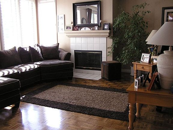 3rd image of 2311 Avenida La Paz