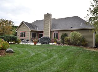 8310 S 68th St, Franklin, WI 53132