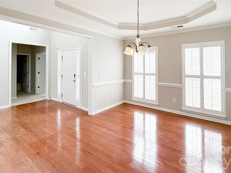 8811 Singleton Ct #567 — Photo 3