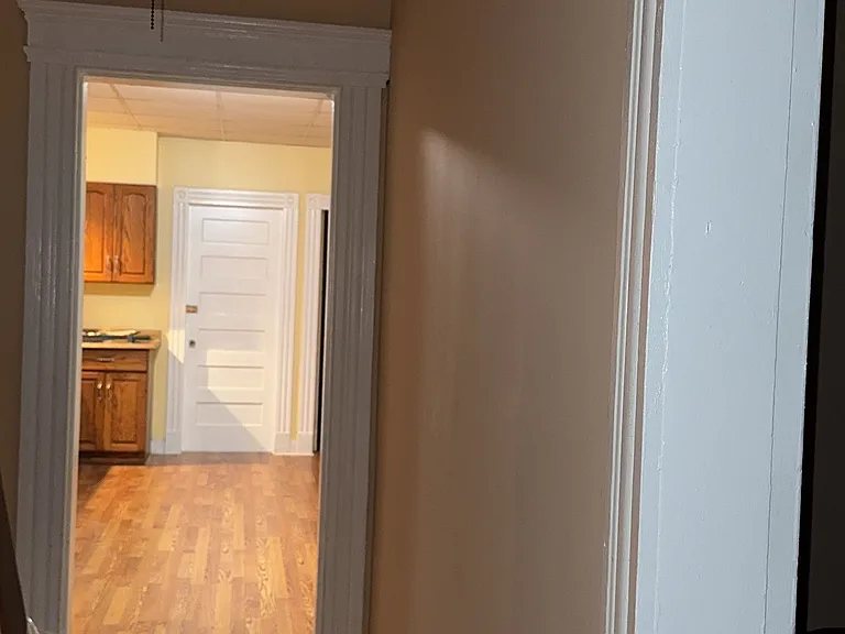 421 Blohm St — Photo 11