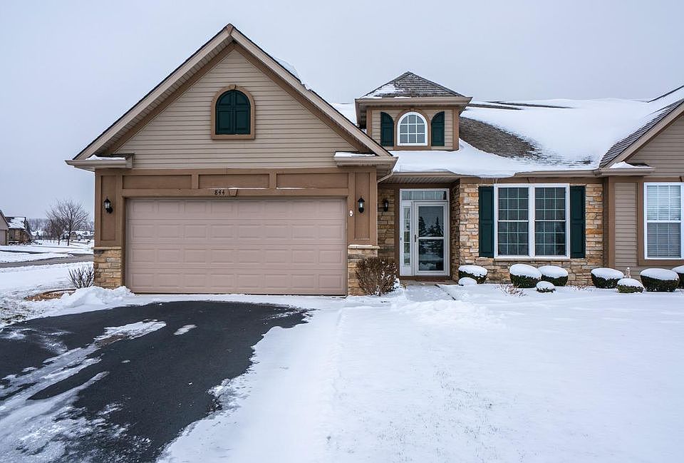 1st image of 844 Flagstone Dr