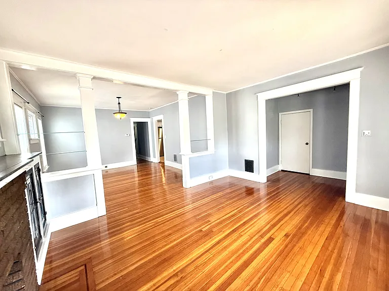 111 Lovering Ave #B — Photo 2