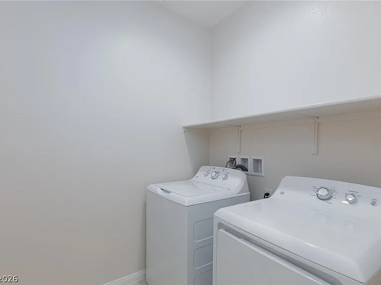 819 Cottonwood Hill Pl — Photo 17
