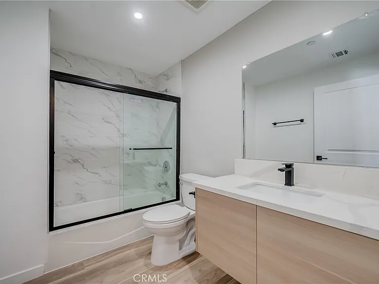 7018 Alabama Ave #203 — Photo 14