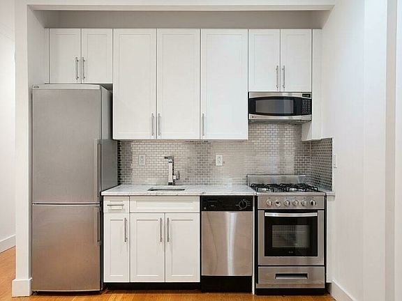 2nd image of 150 W 84th St APT 2c