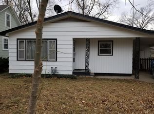 405 E 10th St, Coffeyville, KS 67337