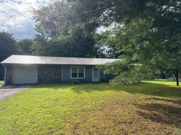 95 Fairview Loop, Crossville, TN 38571