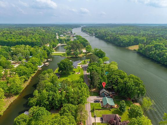 3rd image of 1718 Treasure Isle Rd