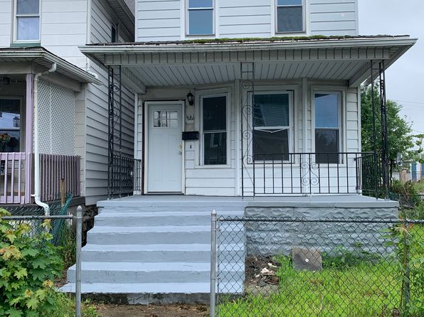 886 Scanlon Ave