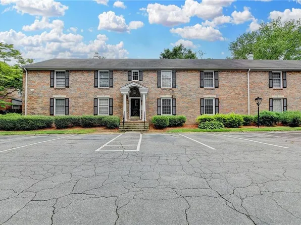 6700 Roswell Rd APT 22B, Sandy Springs, GA 30328