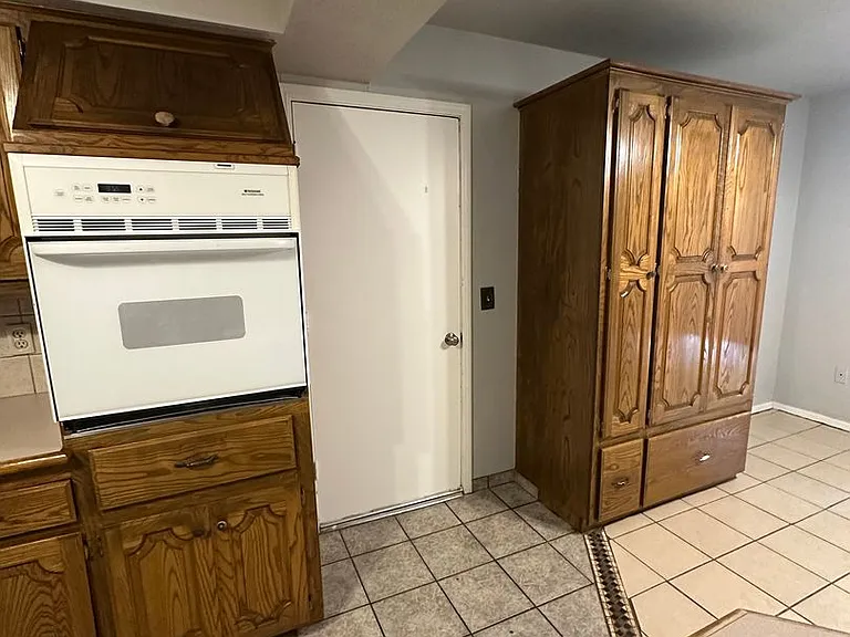 312 S Avery Dr — Photo 23