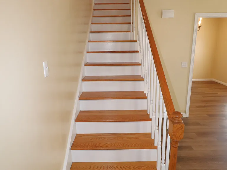 Beautifully Restored Townhouse — Photo 27