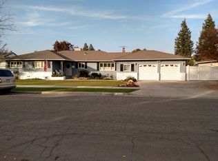 1542 E Calimyrna Ave, Fresno, CA 93710