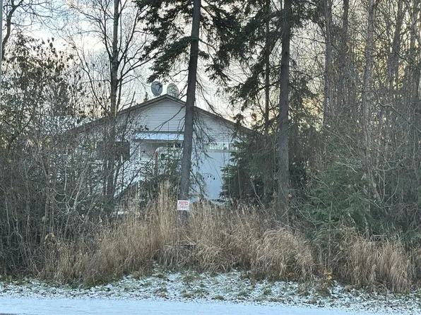 3650 Strawberry Rd, Anchorage, AK 99502