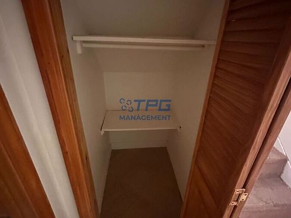 4th image of 235 Arlington Ave Floor 1
