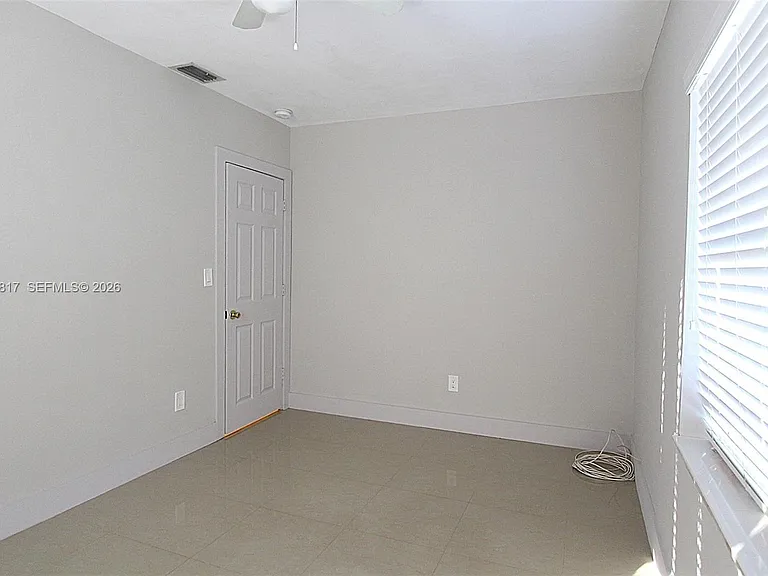14340 Graves Dr — Photo 9