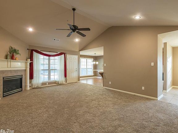 5th image of 1306 Katrina Dr