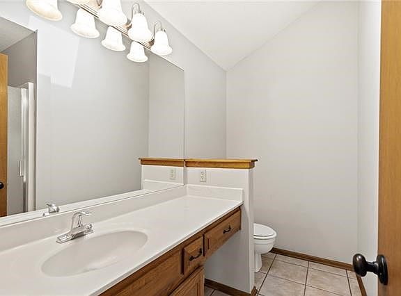 4th image of 3612 NW Hidden Pointe Dr