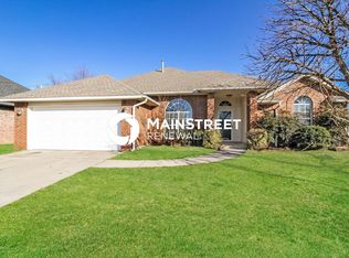 1213 Dustin Dr, Norman, OK 73071