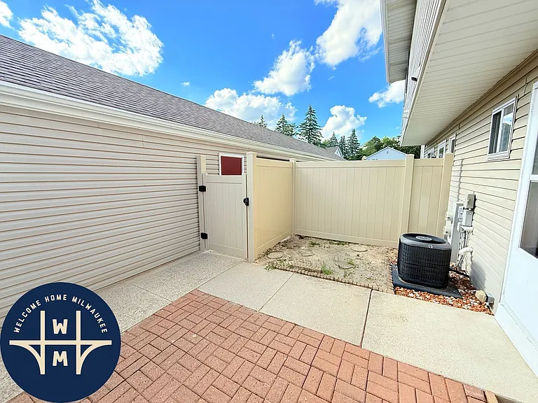 W163N11528 Windsor Ct #A — Photo 5