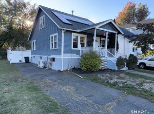 141 Berwick Ave, Fairfield, CT 06825