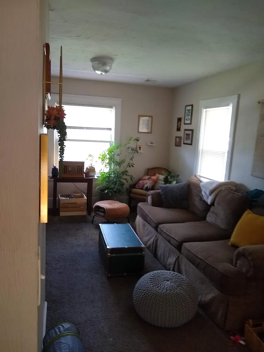 Building Photo - 19229 Westwood Dr #2ND3RD FLRS