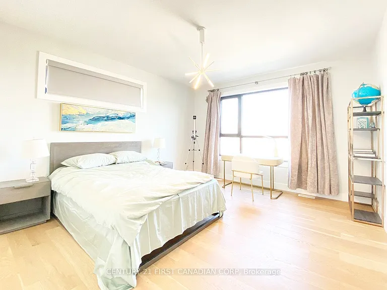 53 Edwin Dr — Photo 18